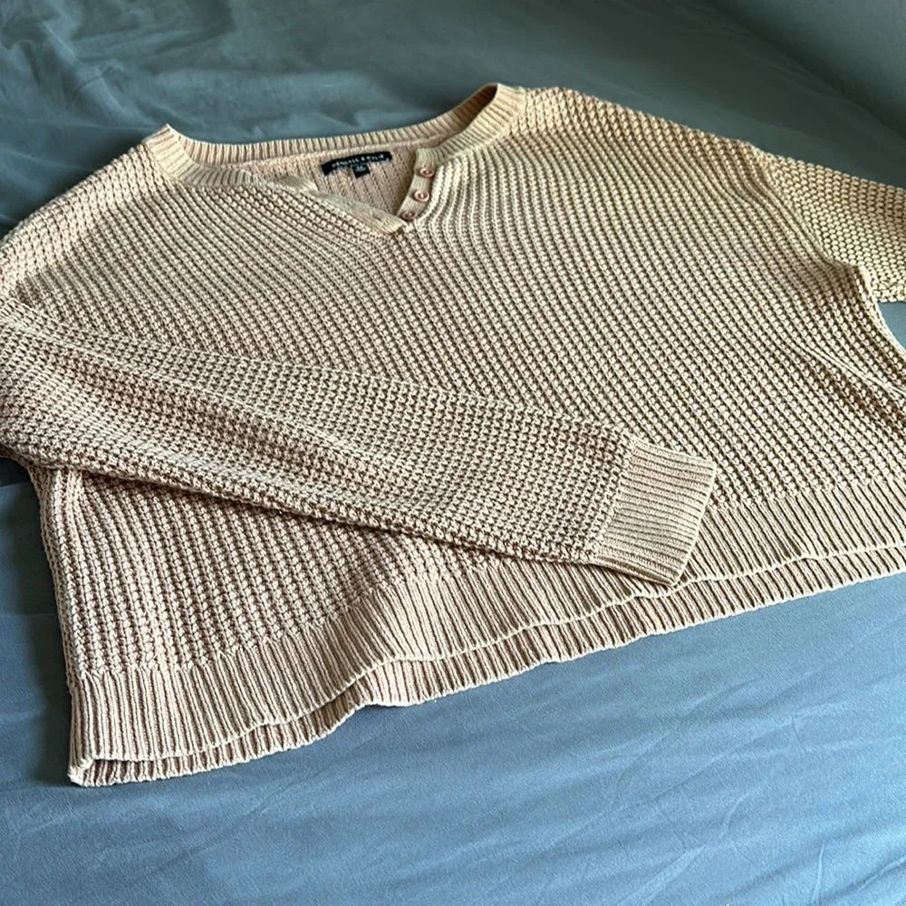 Sweater - Picture 2 of 2